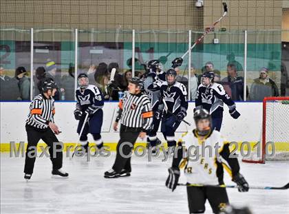 Thumbnail 2 in Farmington @ North Farmington/Harrison photogallery.