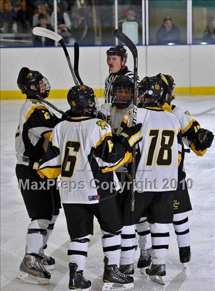 Thumbnail 2 in Farmington @ North Farmington/Harrison photogallery.