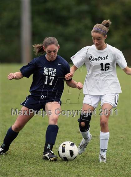 Thumbnail 3 in Central vs South Doyle (Sevier County Invitational) photogallery.