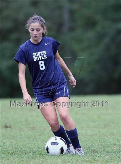 Thumbnail 2 in Central vs South Doyle (Sevier County Invitational) photogallery.