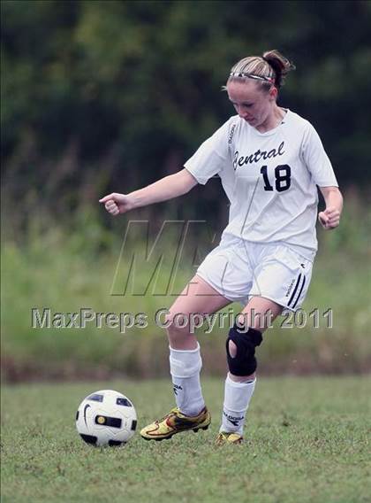 Thumbnail 2 in Central vs South Doyle (Sevier County Invitational) photogallery.