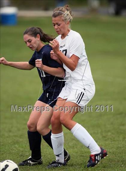 Thumbnail 2 in Central vs South Doyle (Sevier County Invitational) photogallery.