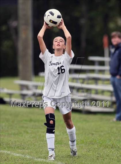Thumbnail 2 in Central vs South Doyle (Sevier County Invitational) photogallery.