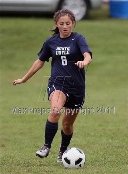 Thumbnail 2 in Central vs South Doyle (Sevier County Invitational) photogallery.