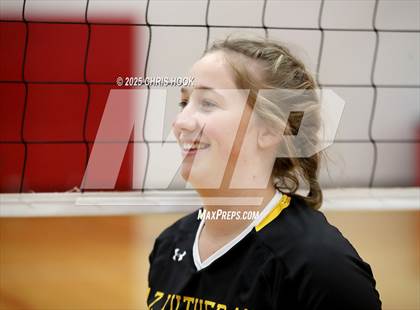 Thumbnail 2 in Arizona Lutheran Academy vs Casa Grande (Florence Invitational) photogallery.