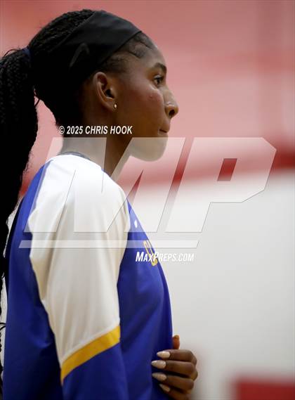 Thumbnail 3 in Arizona Lutheran Academy vs Casa Grande (Florence Invitational) photogallery.