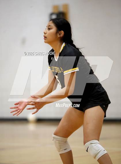 Thumbnail 3 in Arizona Lutheran Academy vs Casa Grande (Florence Invitational) photogallery.