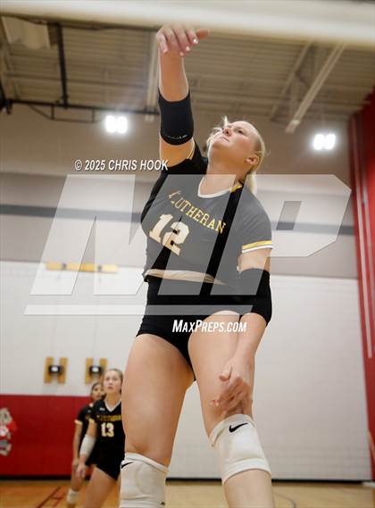 Thumbnail 2 in Arizona Lutheran Academy vs Casa Grande (Florence Invitational) photogallery.