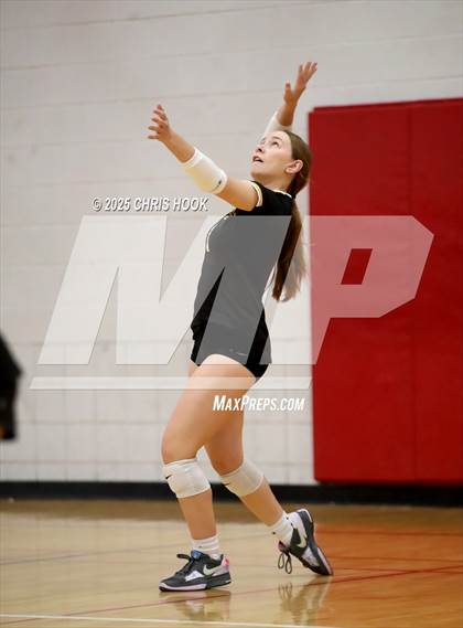 Thumbnail 1 in Arizona Lutheran Academy vs Casa Grande (Florence Invitational) photogallery.