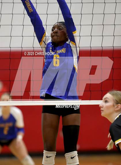 Thumbnail 3 in Arizona Lutheran Academy vs Casa Grande (Florence Invitational) photogallery.