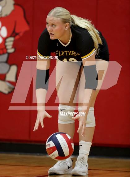 Thumbnail 3 in Arizona Lutheran Academy vs Casa Grande (Florence Invitational) photogallery.