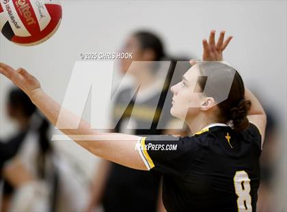 Thumbnail 2 in Arizona Lutheran Academy vs Casa Grande (Florence Invitational) photogallery.