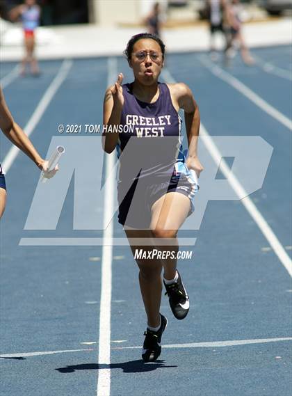 Thumbnail 2 in University Bulldog Invitational photogallery.
