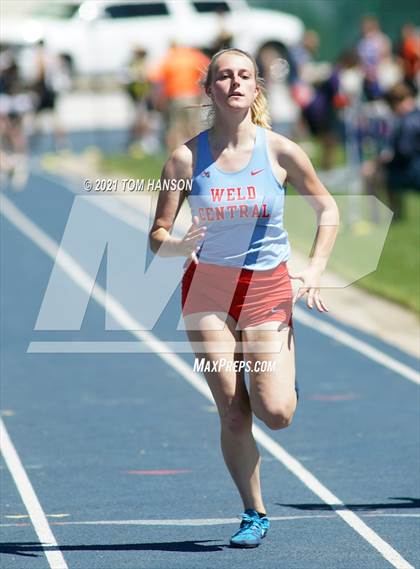 Thumbnail 3 in University Bulldog Invitational photogallery.