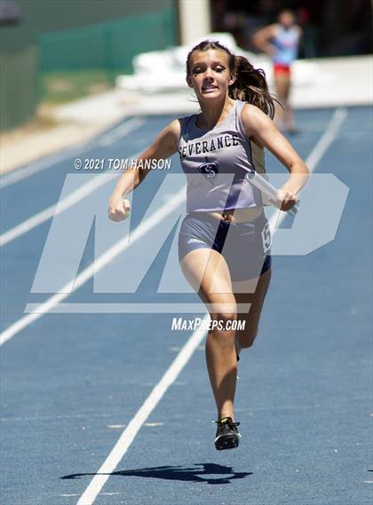 Thumbnail 1 in University Bulldog Invitational photogallery.