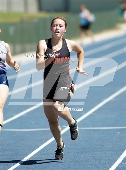 Thumbnail 3 in University Bulldog Invitational photogallery.
