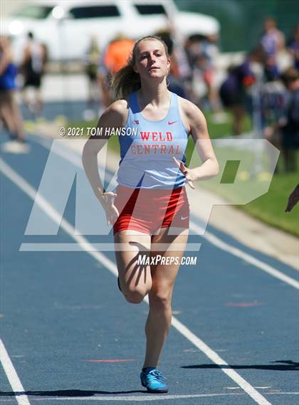 Thumbnail 2 in University Bulldog Invitational photogallery.