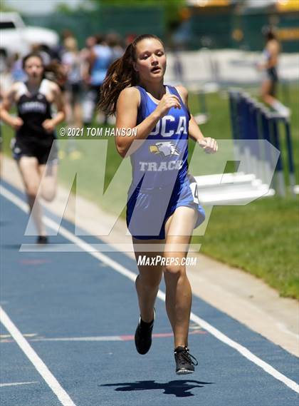 Thumbnail 2 in University Bulldog Invitational photogallery.