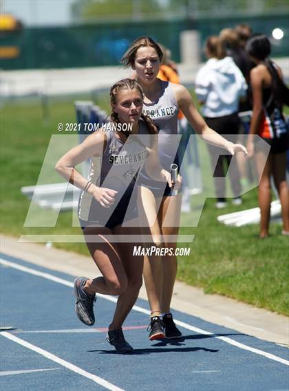 Thumbnail 3 in University Bulldog Invitational photogallery.