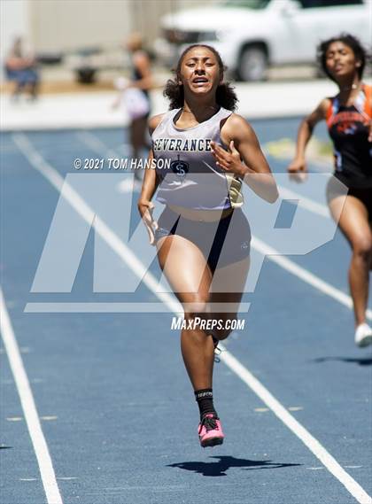 Thumbnail 1 in University Bulldog Invitational photogallery.