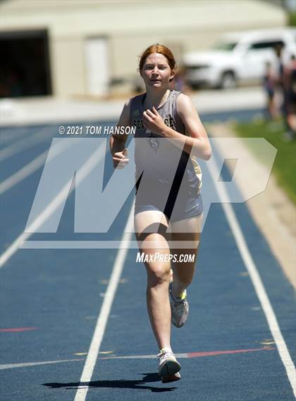 Thumbnail 3 in University Bulldog Invitational photogallery.