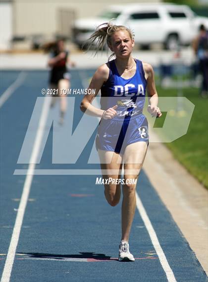 Thumbnail 1 in University Bulldog Invitational photogallery.