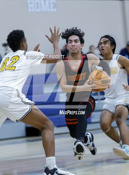 Thumbnail 3 in Temecula Valley vs. Hemet (Linfield Christian Caged Classic) photogallery.