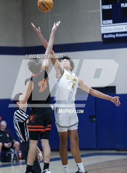 Thumbnail 3 in Temecula Valley vs. Hemet (Linfield Christian Caged Classic) photogallery.