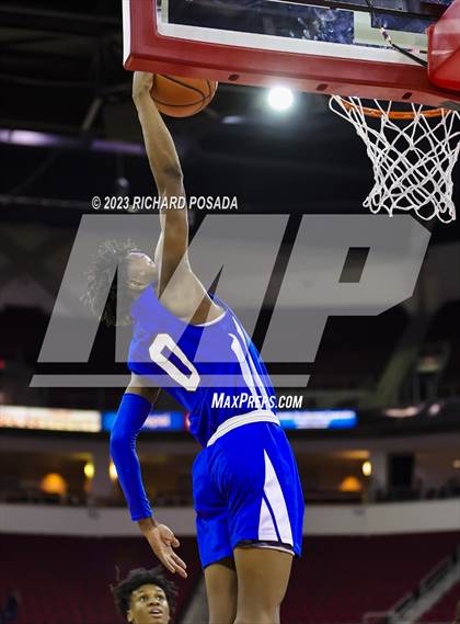Thumbnail 2 in Edison vs. Hanford West photogallery.