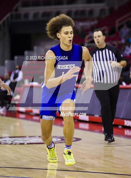 Thumbnail 1 in Edison vs. Hanford West photogallery.