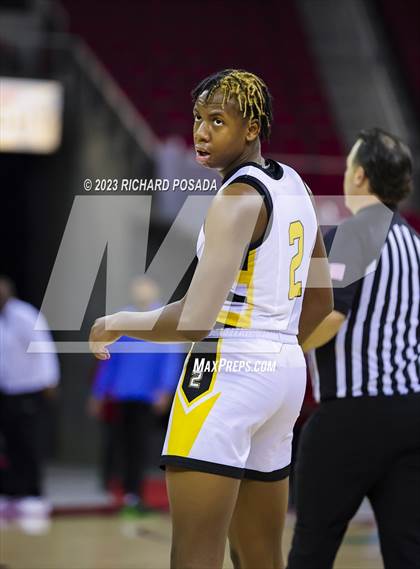 Thumbnail 3 in Edison vs. Hanford West photogallery.