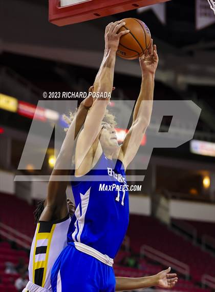 Thumbnail 3 in Edison vs. Hanford West photogallery.