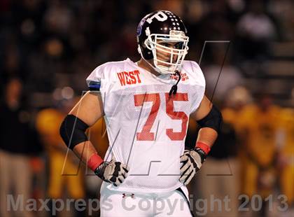 Thumbnail 3 in 605 All-Star Football Game photogallery.