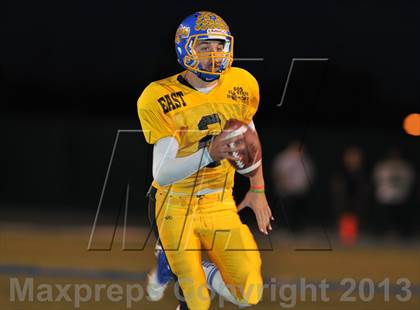 Thumbnail 3 in 605 All-Star Football Game photogallery.