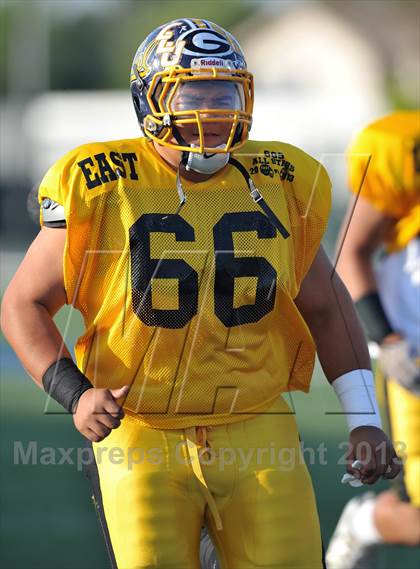 Thumbnail 1 in 605 All-Star Football Game photogallery.