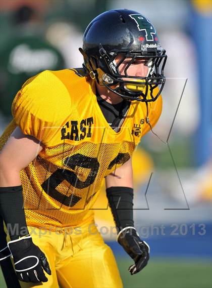 Thumbnail 3 in 605 All-Star Football Game photogallery.