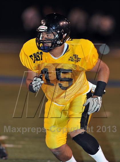 Thumbnail 2 in 605 All-Star Football Game photogallery.