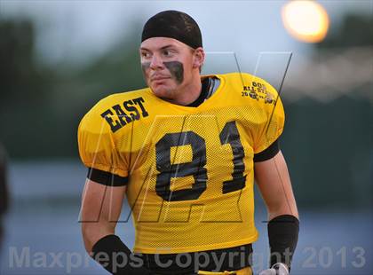 Thumbnail 1 in 605 All-Star Football Game photogallery.