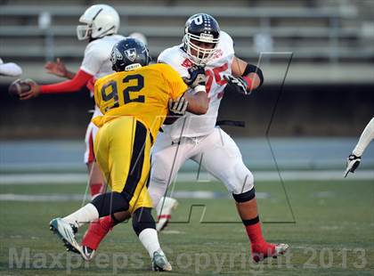 Thumbnail 1 in 605 All-Star Football Game photogallery.