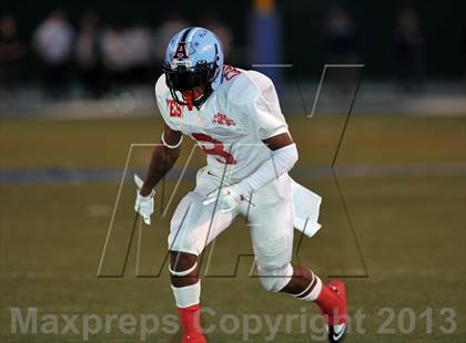 Thumbnail 3 in 605 All-Star Football Game photogallery.