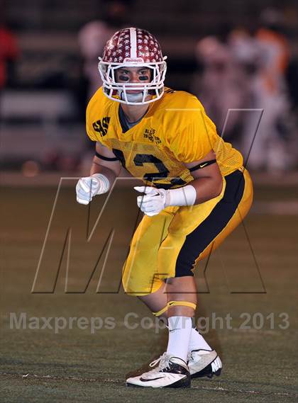Thumbnail 1 in 605 All-Star Football Game photogallery.