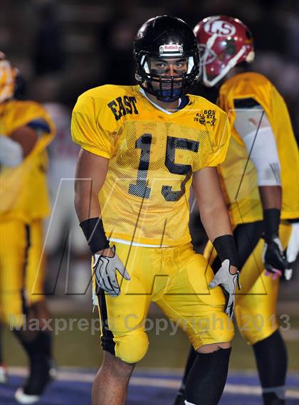 Thumbnail 1 in 605 All-Star Football Game photogallery.