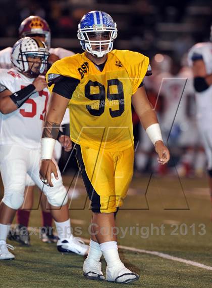 Thumbnail 2 in 605 All-Star Football Game photogallery.
