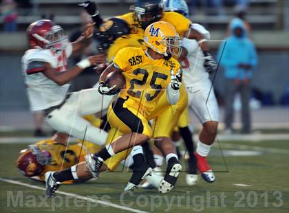 Thumbnail 1 in 605 All-Star Football Game photogallery.