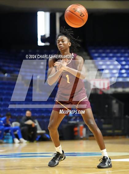 Thumbnail 3 in Summer Creek vs. Mansfield Summit (Cy-Hoops Invitational) photogallery.