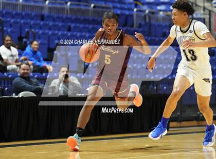 Thumbnail 2 in Summer Creek vs. Mansfield Summit (Cy-Hoops Invitational) photogallery.