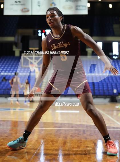 Thumbnail 3 in Summer Creek vs. Mansfield Summit (Cy-Hoops Invitational) photogallery.