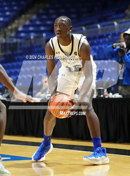 Thumbnail 1 in Summer Creek vs. Mansfield Summit (Cy-Hoops Invitational) photogallery.