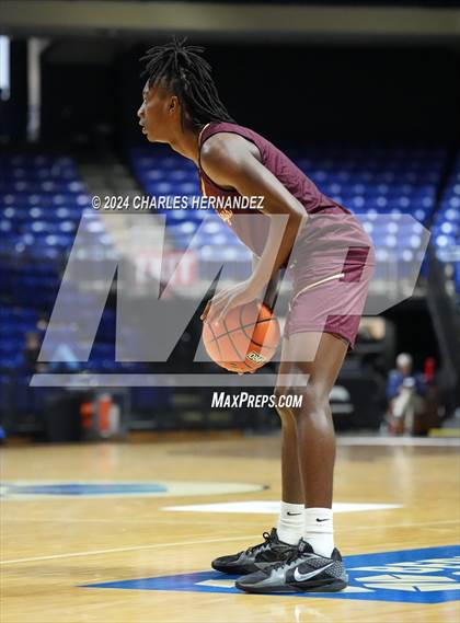 Thumbnail 1 in Summer Creek vs. Mansfield Summit (Cy-Hoops Invitational) photogallery.