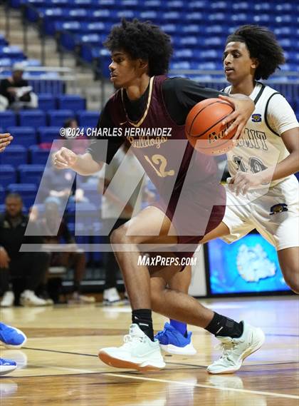 Thumbnail 3 in Summer Creek vs. Mansfield Summit (Cy-Hoops Invitational) photogallery.